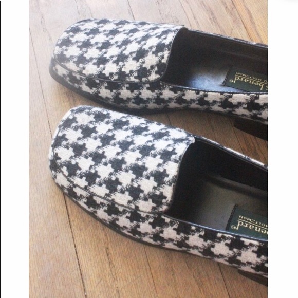 NWOT Vintage Black and White Houndstooth Slip On Loafers. - Picture 2 of 8
